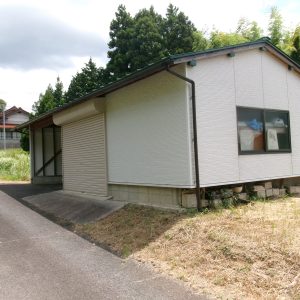 西側から撮影(外観)