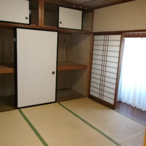 1階北側4.5畳(居間)