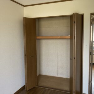 6畳洋室の収納 6畳洋室の収納