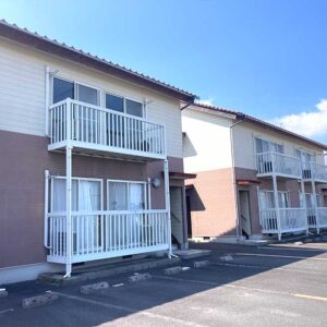 右側建物がＢ棟です。(外観)